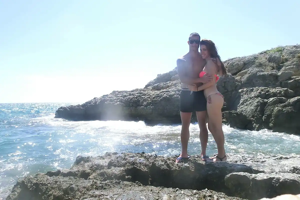 couple-mer-rochers